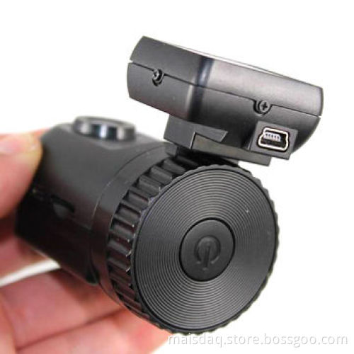W17 Novatek 96650 2.7-inch mini car DVR, 1.3M pixels, 1,280X480 resolution car DVR motion activated